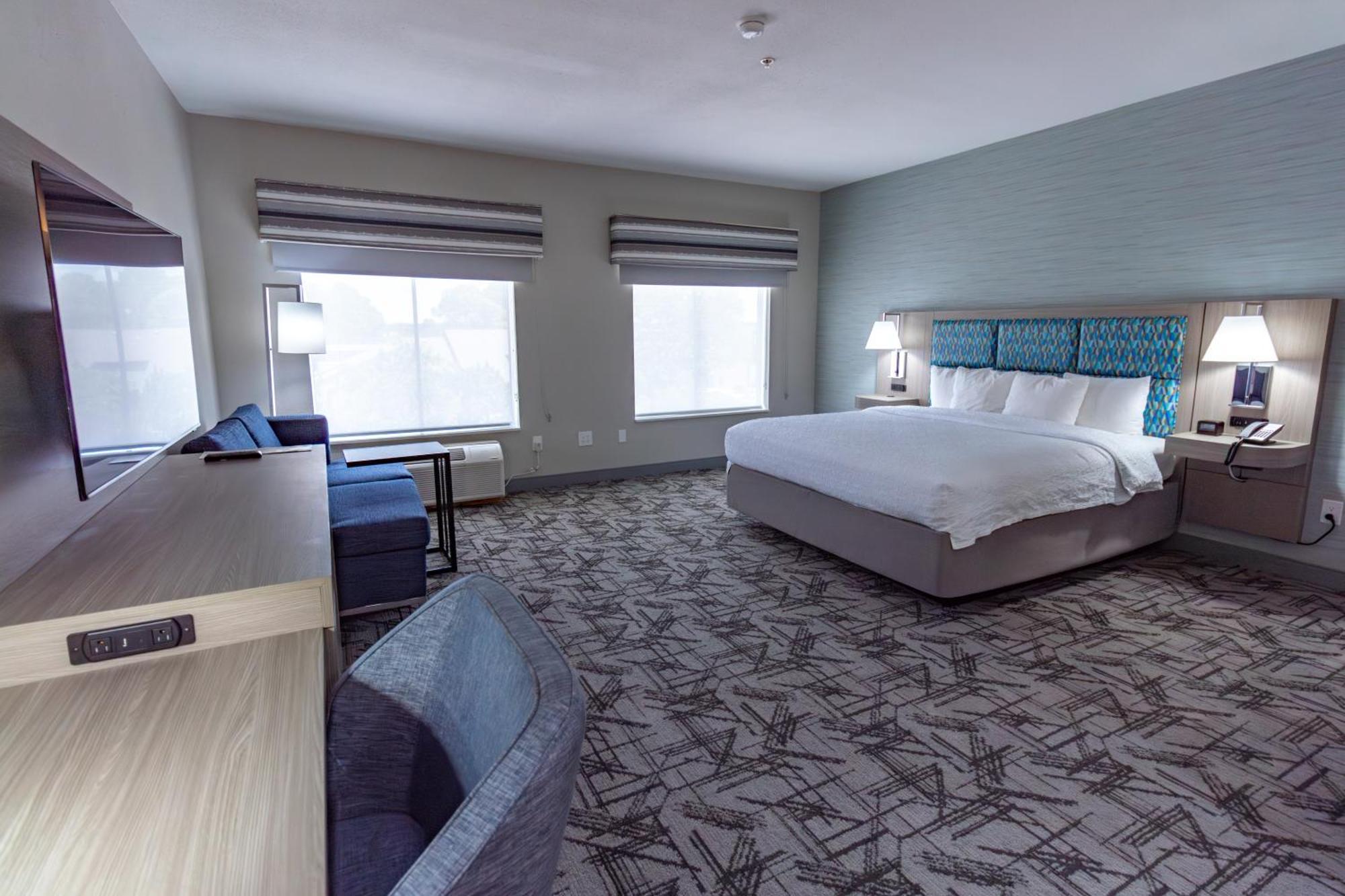 Hampton Inn&Suites Denton Buitenkant foto